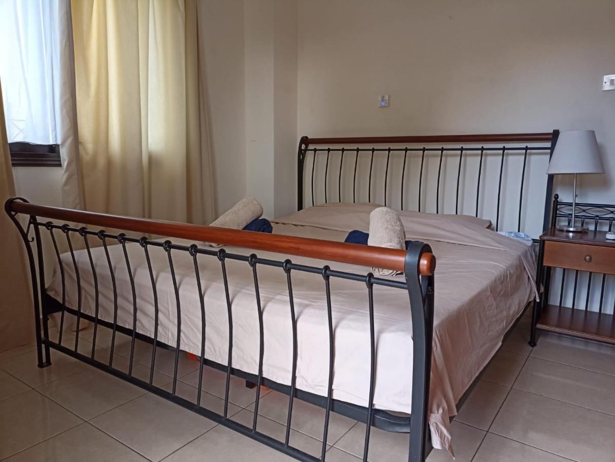 Faros Beach Пафос Экстерьер фото